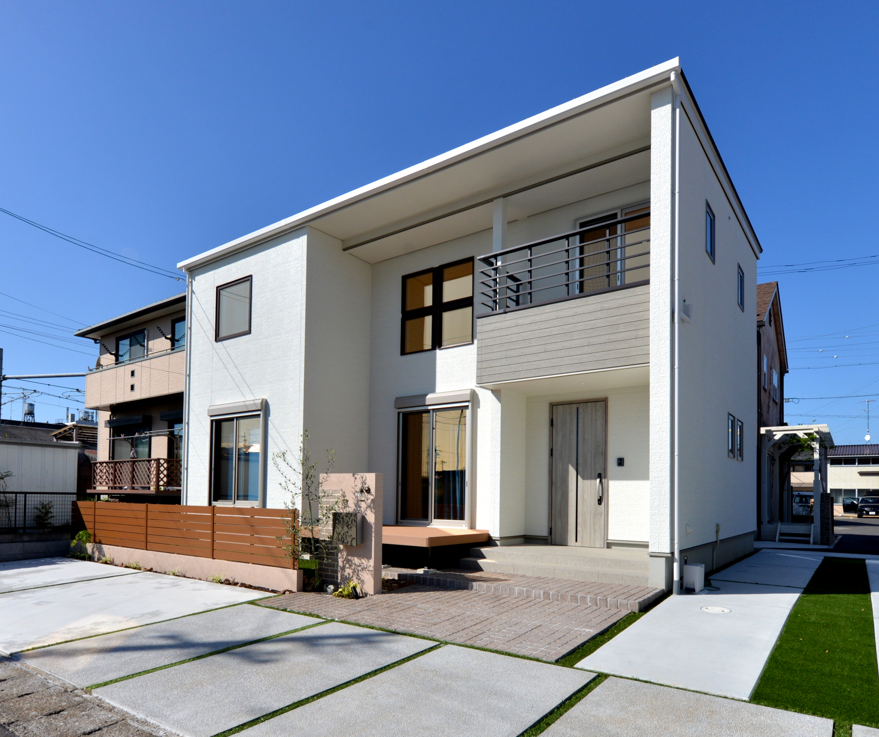 一年中快適に暮らせるダブル断熱のお家 モデルハウス特別分譲 アイチャッチ